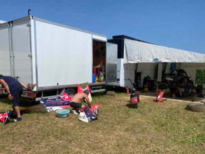 Bus Motorhome + remorque 1