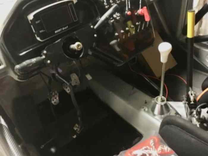 Vend 106 rallye à finir