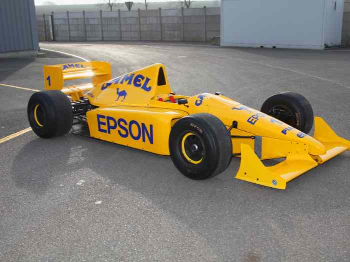 MONOPLACE F3000 DFV 5