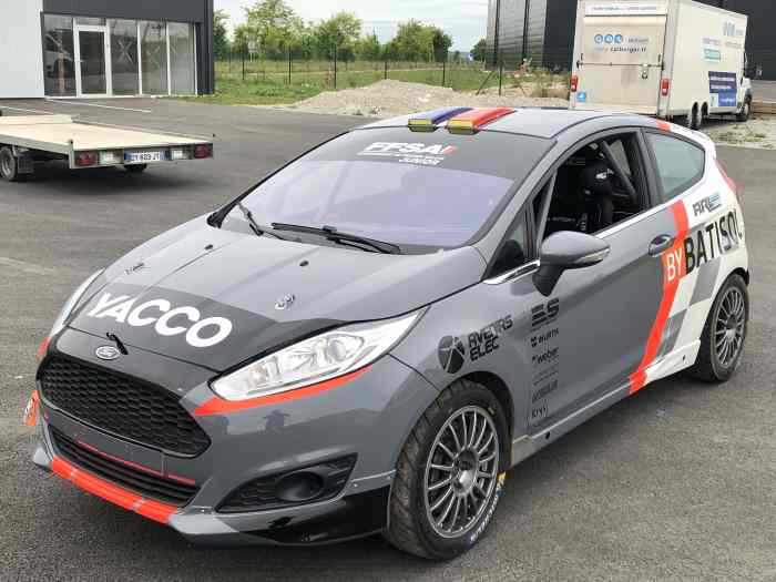 FORD FIESTA R2J (ARL SPORT) Vendu