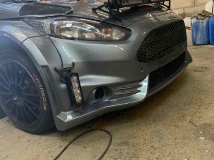Fiesta r5 evo 2 5