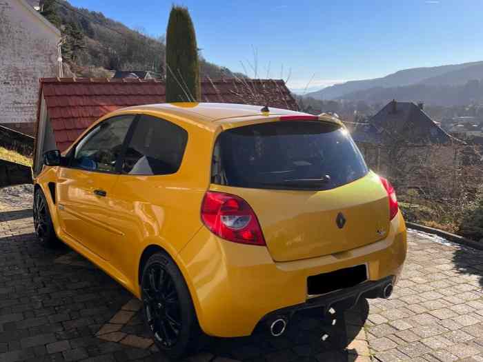 Clio 3 rs trophy cup 1