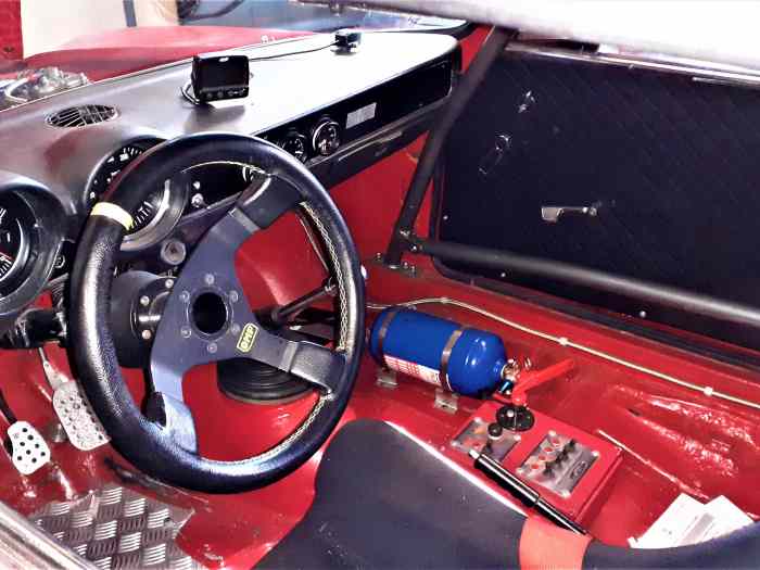 Alfa Romeo GTAm « tête étroite » réplique 4