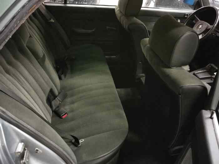 524 TD E28 BOITE AUTO (RARE!) origine MONACO 4