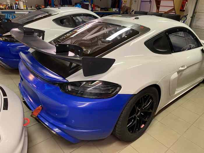 Porsche Cayman 718 GT4 Manthey Racing = VENDU 2