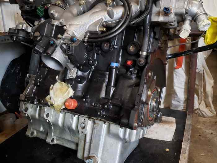 Moteur neuf 405 t16 1