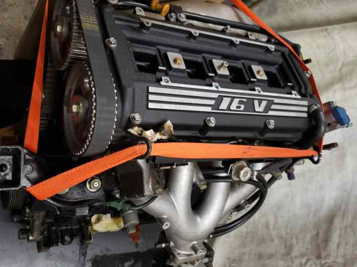Moteur neuf 405 t16 0