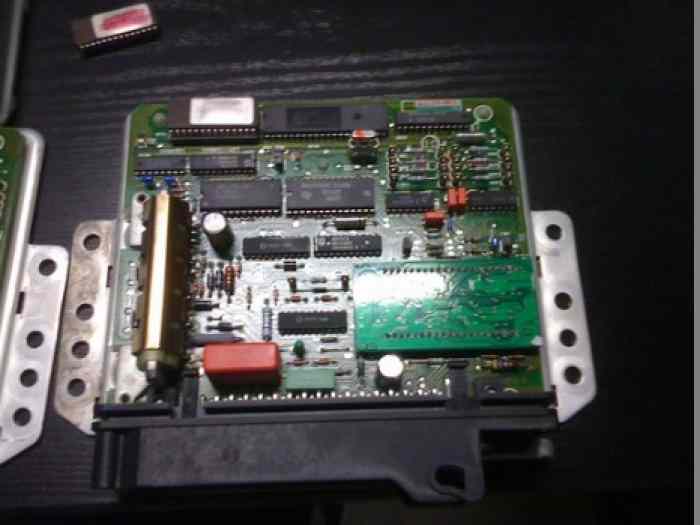 Porsche 928 : boitier LH reconditionné garantie 1