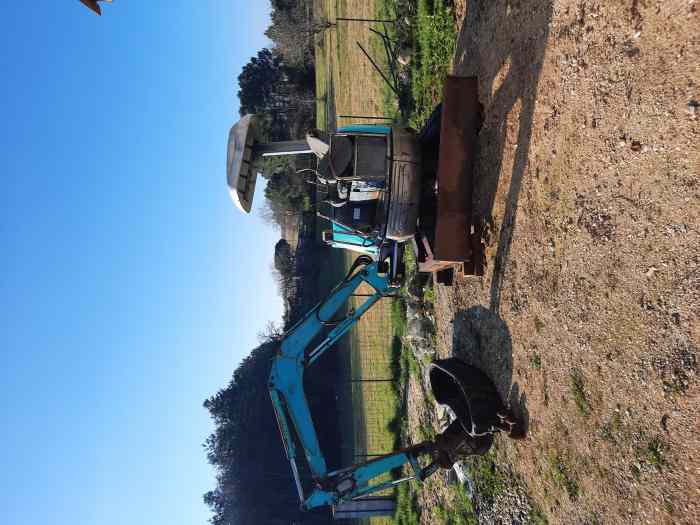 Echange mini pelle kobelco sk25sr de 2000 en cours de révision 0