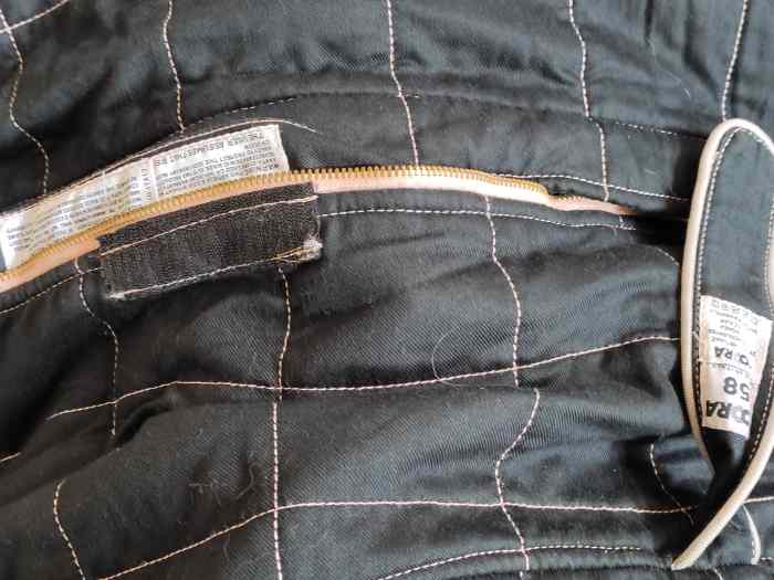 combinaison TOORA TAILLE 58 NOIR PARFAIT ETAT 1