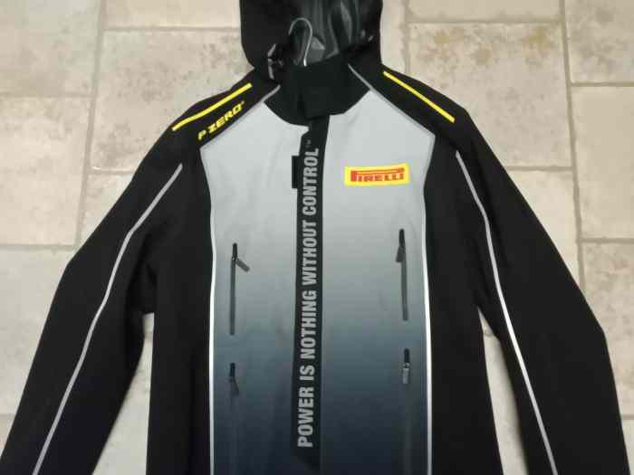 BLOUSON PIRELLI