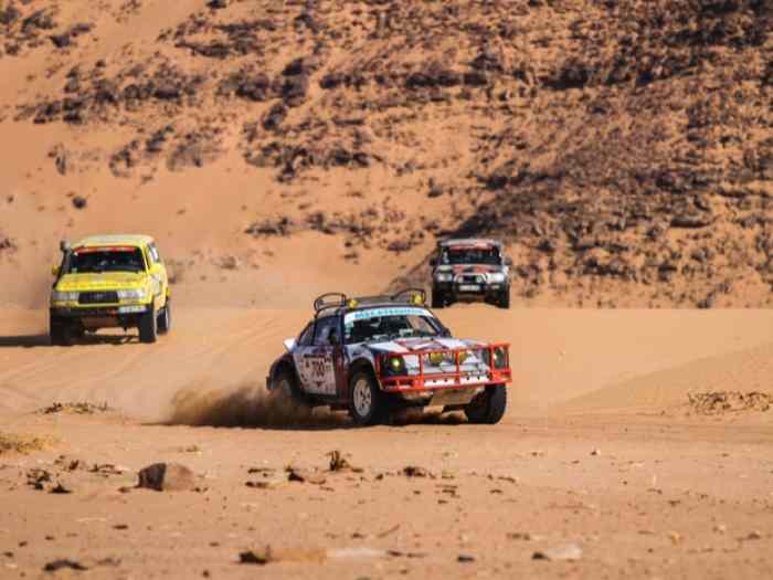 Porsche 911 Safari 3ème H2 place Dakar classic 2022 3