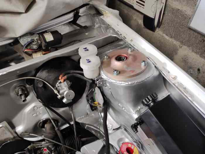 205 gti 1900 groupe A vhc 2