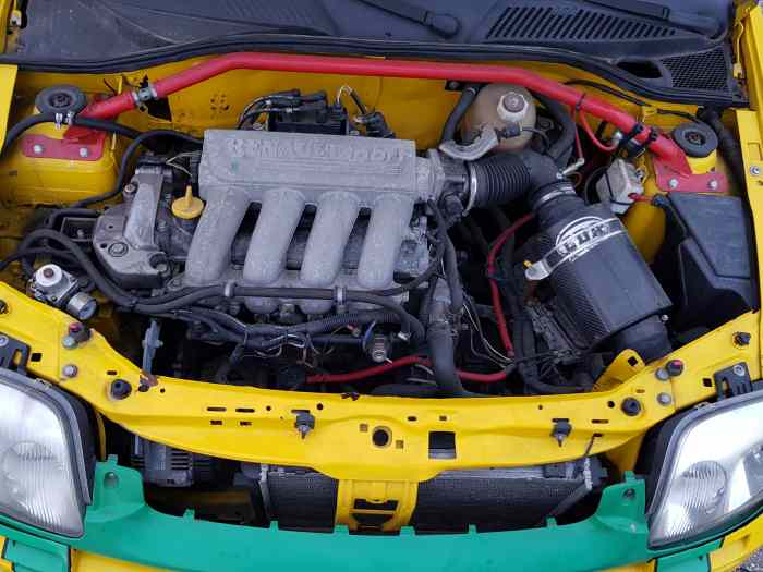 Renault Clio 2 rs hillclimb methanol injection 1
