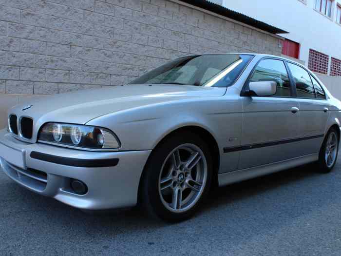 BMW 528I E39 Pack M 1