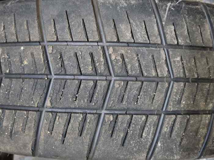 4 pneus pluie Michelin PB00 20/65/18 1