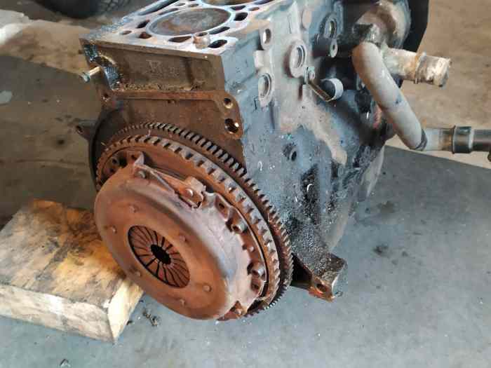 Bas moteur TU3FJ2 xsi 2