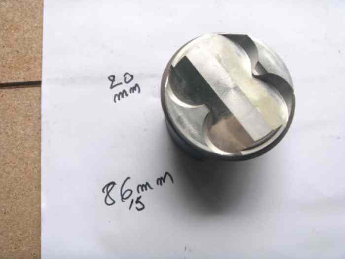 PISTONS neufs WOSSNER PEUGEOT 306 RS XU10JP4RS 2