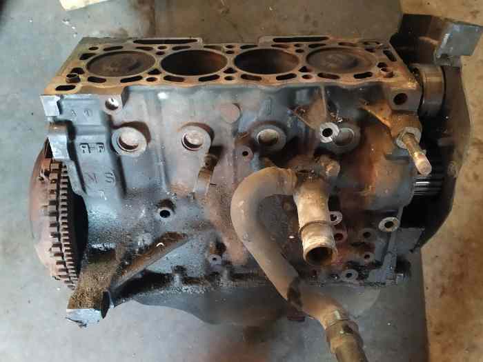 Bas moteur TU3FJ2 xsi 3