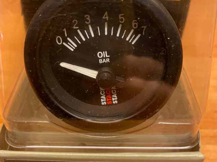 Manomètre pression huile moteur STACK