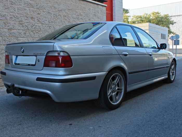 BMW 528I E39 Pack M 4