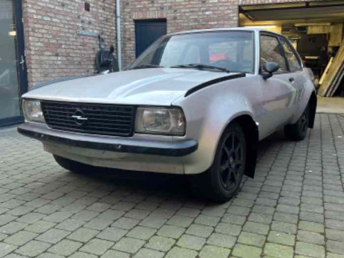 Opel ascona b 16s 0