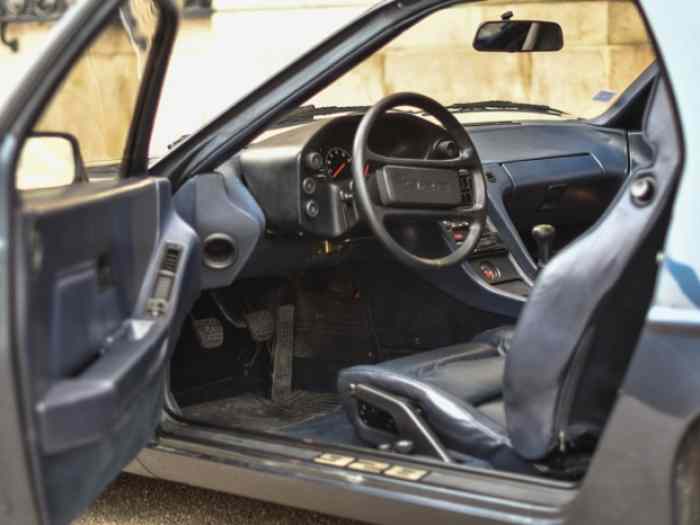Porsche 928 S 5