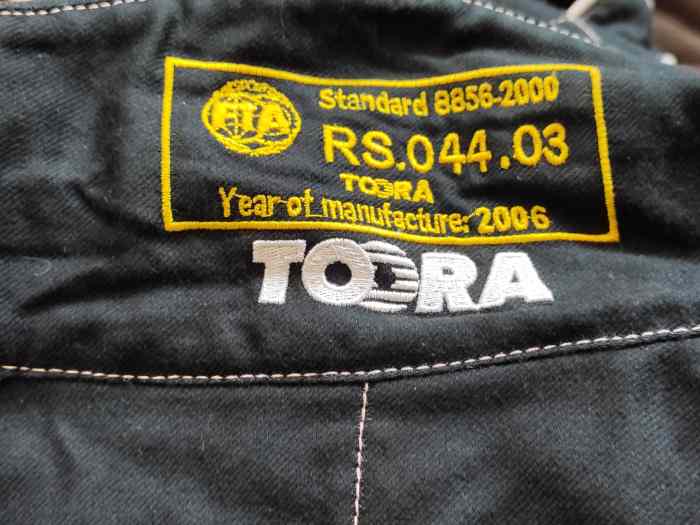 combinaison TOORA TAILLE 58 NOIR PARFAIT ETAT 0