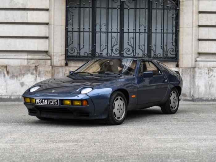 Porsche 928 S 1