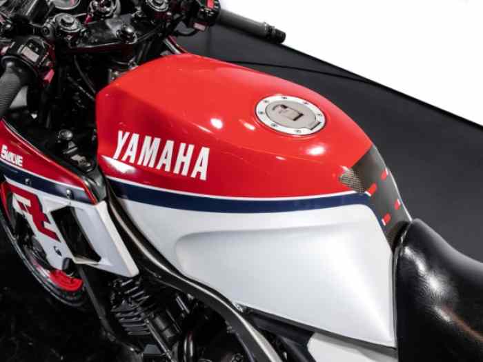 YAMAHA FZ 750 86 3