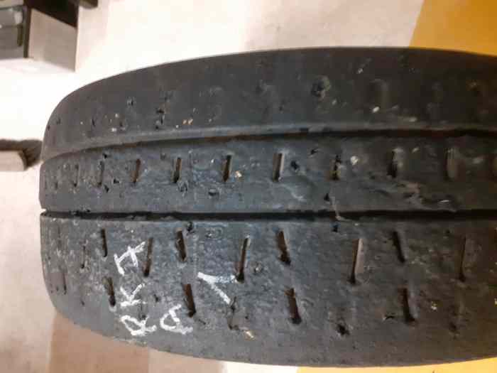 1 pneu pirelli rk7a 205 45 17 et 1 21 ...