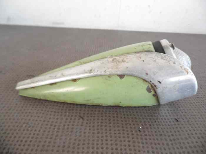 CLIGNOTANT AVANT GAUCHE PANHARD PL17 3