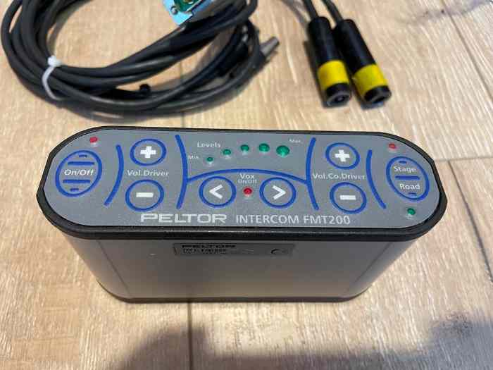 Intercom Radio PELTOR FMT200 4