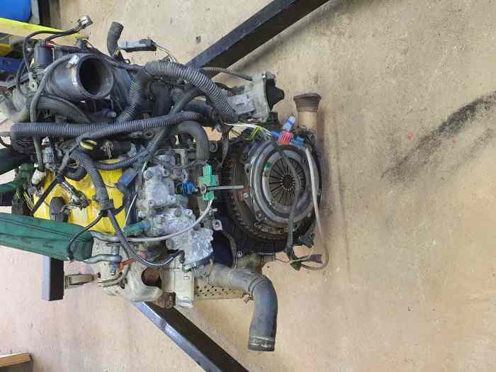 Moteur TU 1.4 8S pièces et voitures de course à vendre, de rallye et de circuit.