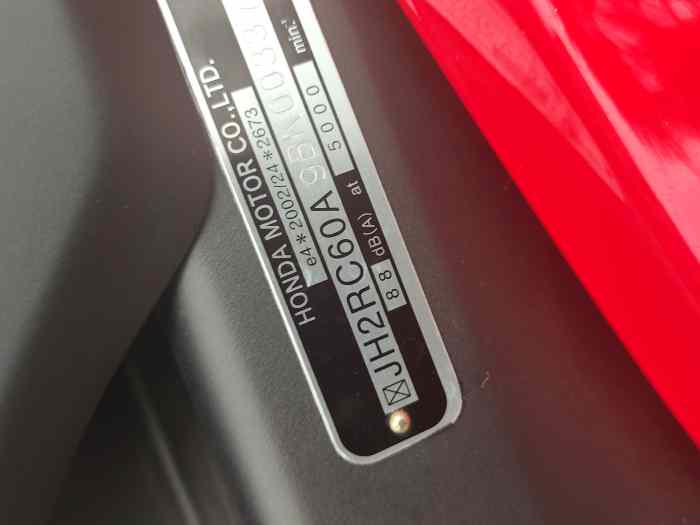 Honda Crossrunner RC60 REPSOL 3