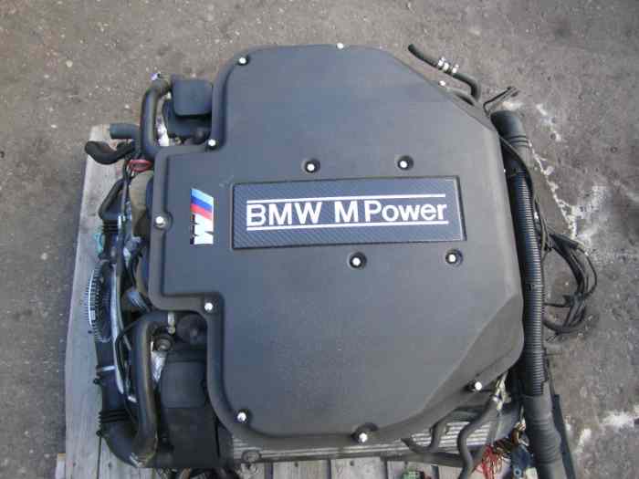 BMW M5 E39 S62B50 S448 Engine 1