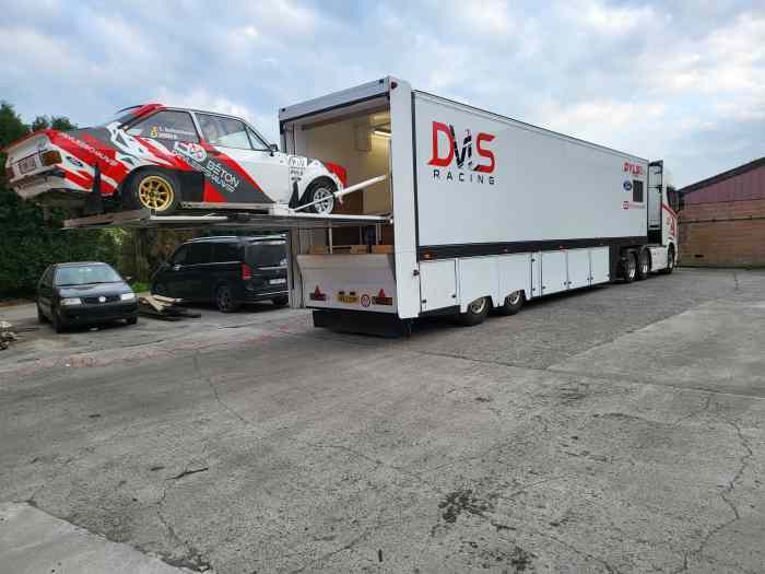 Camion transport voitures de course - pièces et voitures de course à  vendre, de rallye et de circuit.