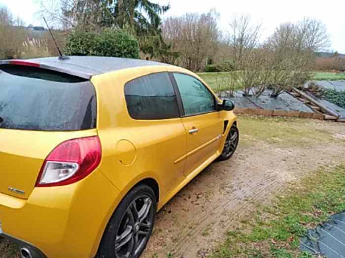 CLIO RS JAUNE SIRIUS 2