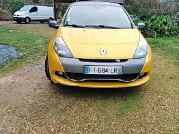 CLIO RS JAUNE SIRIUS