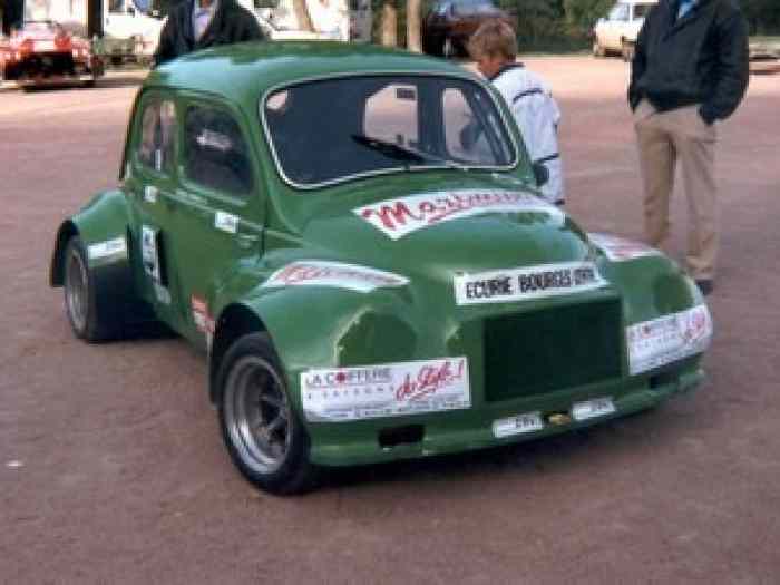 RENAULT 4CV PROTO MOTEUR CENTRAL 1600G 2