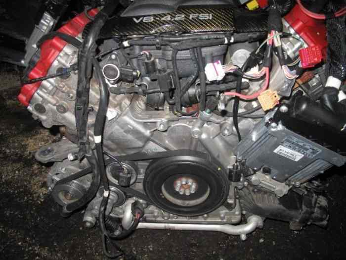 Audi B7 RS4 Engine 4.2L V8 0