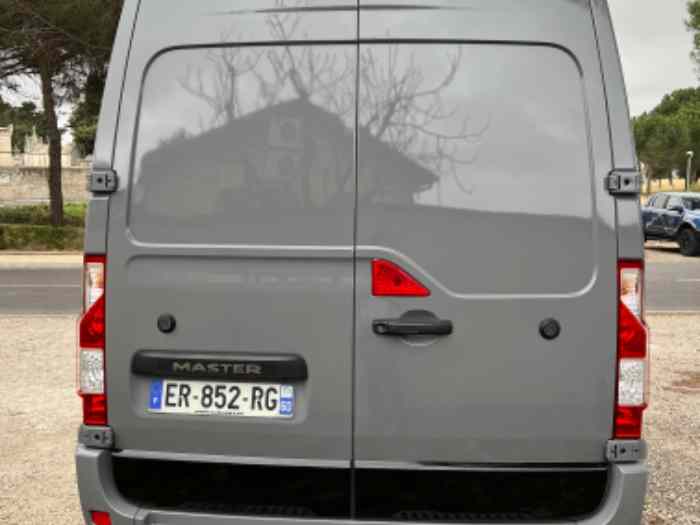 Magnifique Renault Master III L4H2 200cv Gris Nardo Ttrs Options 3
