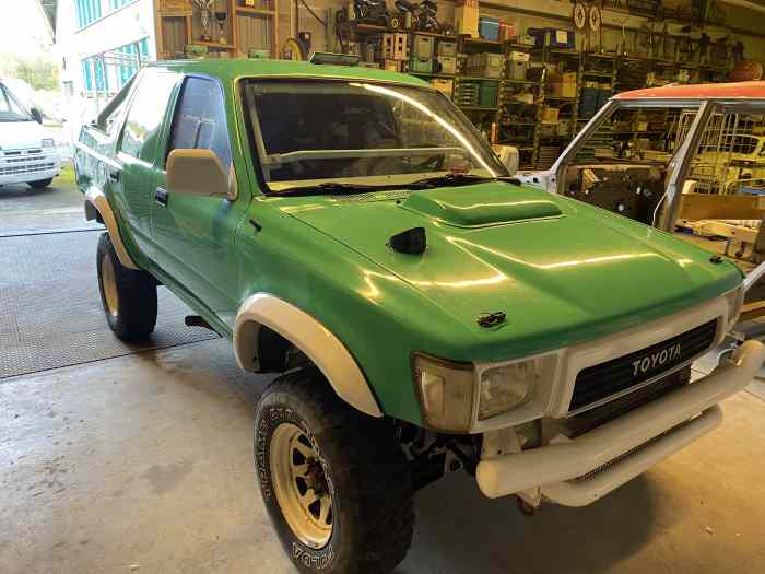 Toyota hilux T3 rallye raid historic classic a renover 0