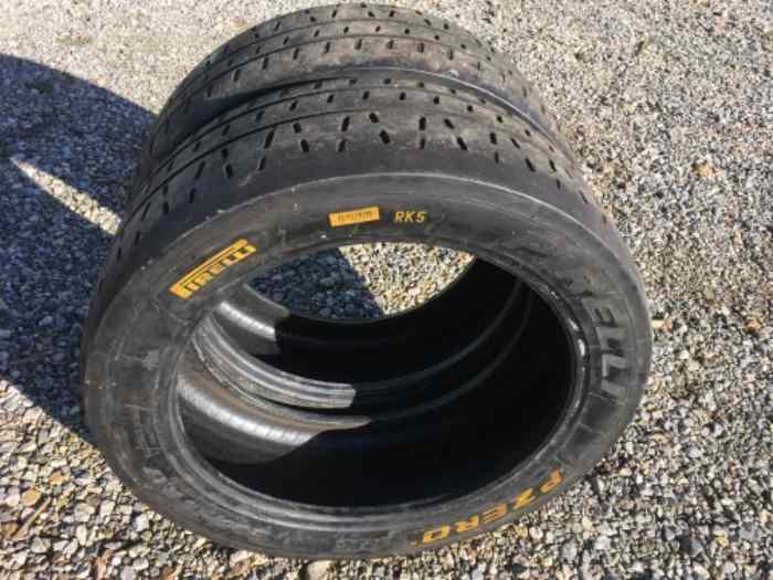 Pneus Pirelli RK5 en 17 pouces