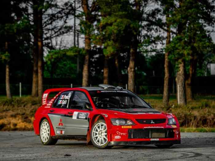 Mitsubishi Lancer WRC 04-05 0