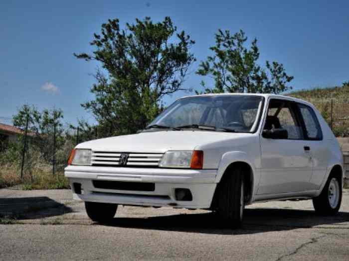 CHERCHE CAISSE PEUGEOT 205 RALLYE GR N