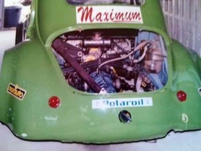 RENAULT 4CV PROTO MOTEUR CENTRAL 1600G 3