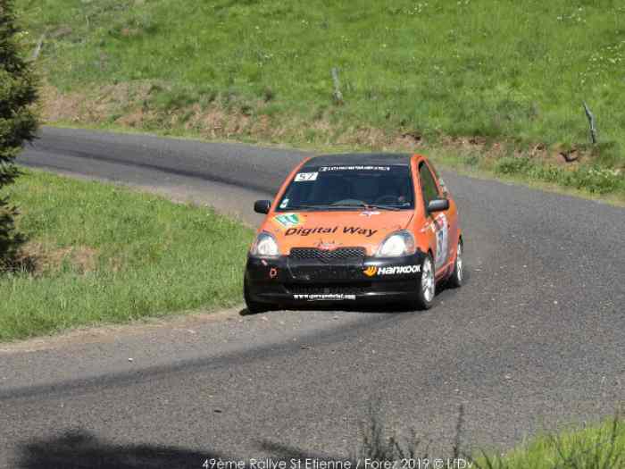 Toyota Yaris rallye groupe A5 3