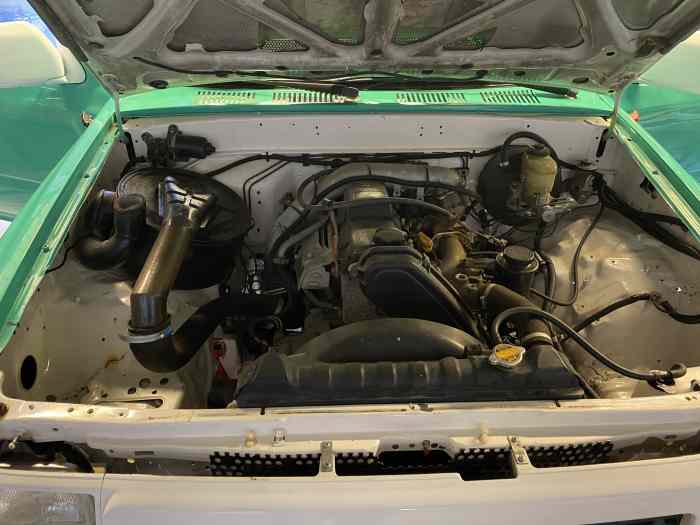 Toyota hilux T3 rallye raid historic classic a renover 4
