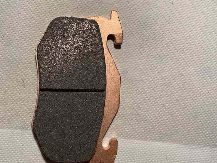 Plaquettes Carbone Lorraine RC5 arrière 4034 2